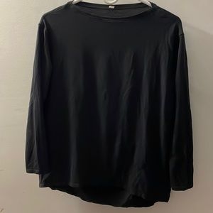 Back in action long sleeve tee, lululemon, size 2